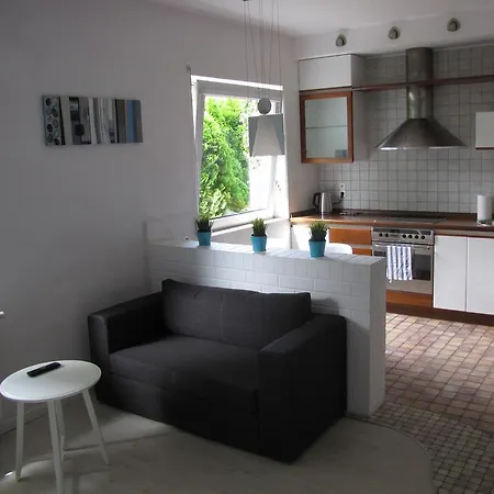 Studio 38 Apartment *